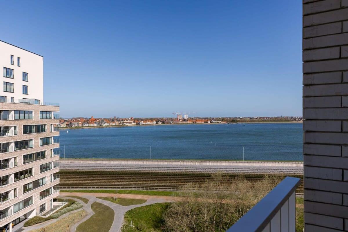 Huswell - Bright Apartment With Seaview Bredene Exterior photo
